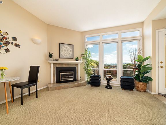 2nd image of 5028 SW View Point Ter