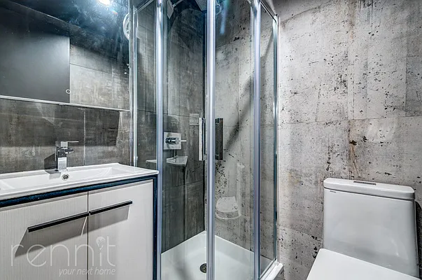 Rented by Rennit Inc. | media 37