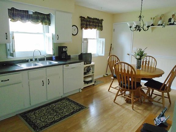 4th image of 414 W Cherry St