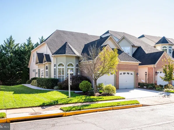 20880 Royal Villa Ter, Sterling, VA 20165