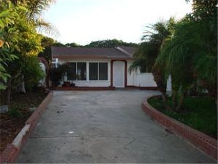 1st image of 4813 Nipomo Dr