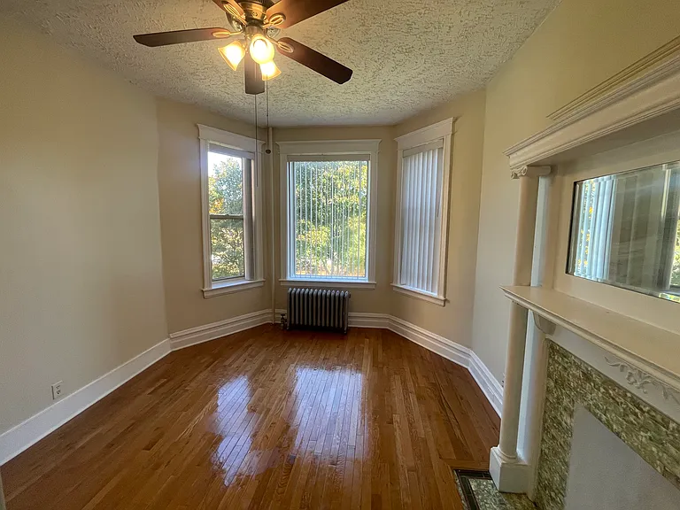 2530 N Kedzie Blvd #202 — Photo 1