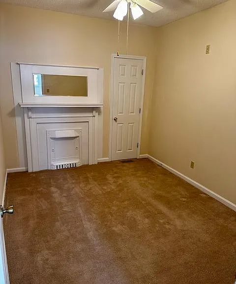 502 E Tombigbee St #B — Photo 9