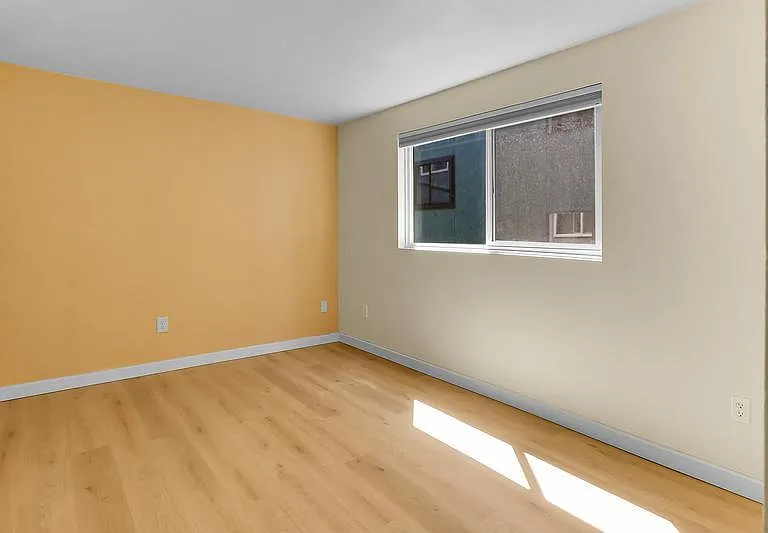 1752 NW 57th St #2 — Photo 4