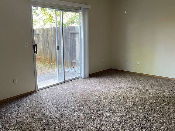 4th image of 805-807 Cally Ct #805/1