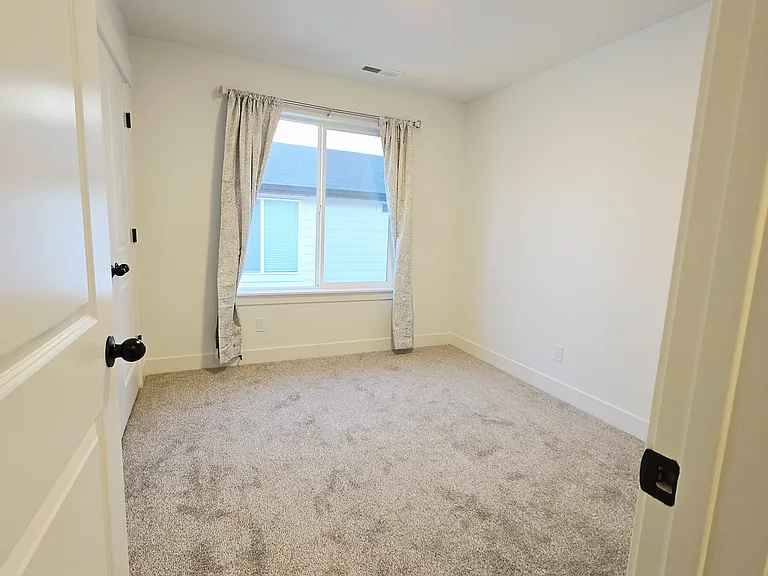 4022 W 1100 N — Photo 30