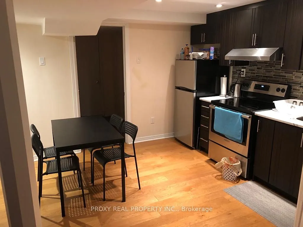 2 bed, $1,650 — Photo 4