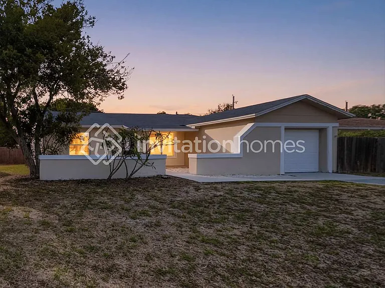 6044 Francis Dr — Photo 1