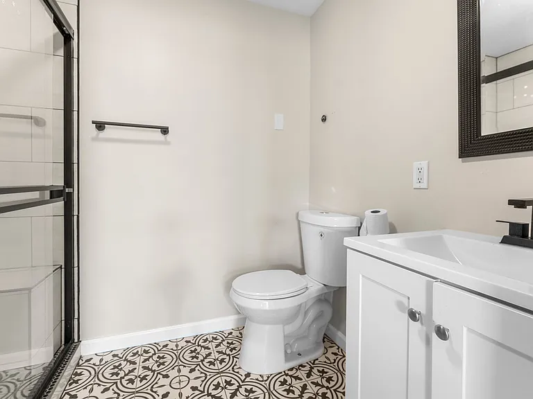 2302 Lighthouse View Dr — Photo 15