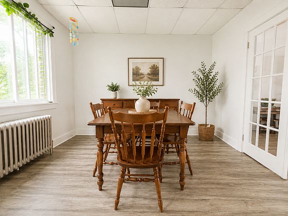 3rd image of 201 Marie Ave Floor 2