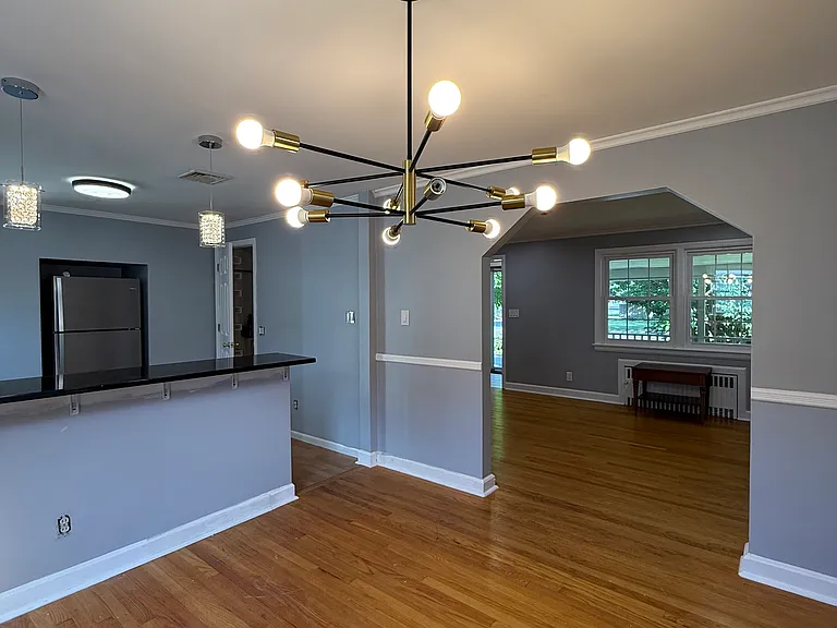 2261 Mountain Ave — Photo 7