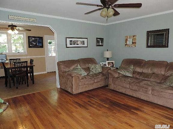3rd image of 1909 Chester Dr