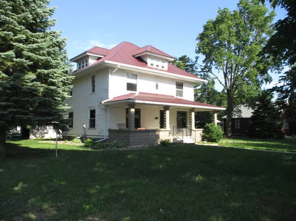 1024 Avenue M, Hawarden, IA 51023