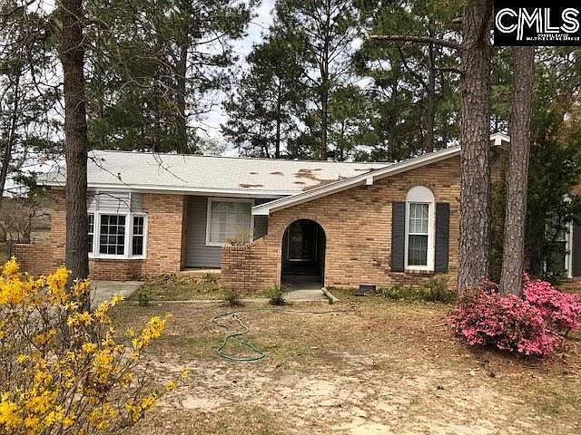 1st image of 233 Sommerset Dr