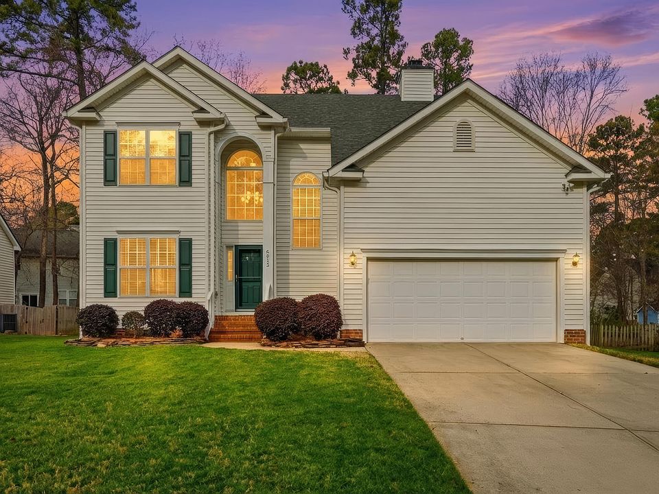 1st image of 4012 Winecott Dr