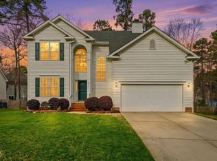 4012 Winecott Dr, Apex, NC 27502