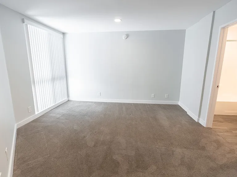 1223 Federal Ave — Photo 112