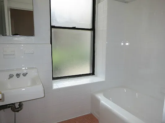 Rented by Manhattan Best Realty, Inc. | media 13