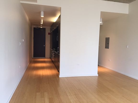 2nd image of 550 N Saint Clair St APT 1603