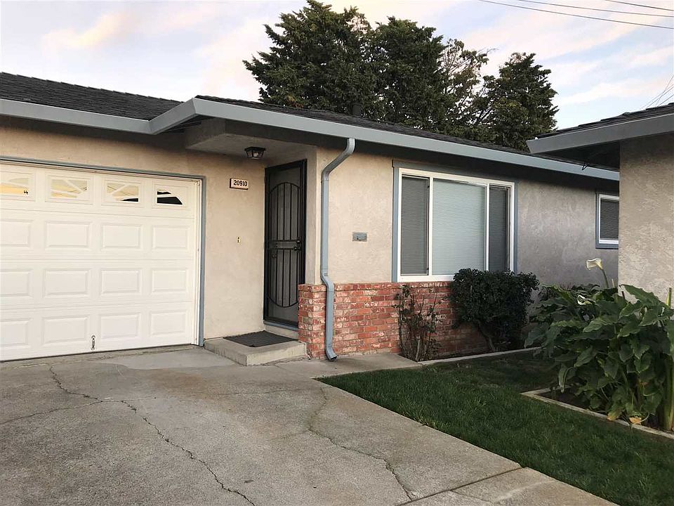 1st image of 20910 Royal Ave