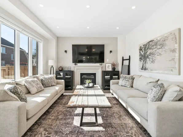 50 Dorothy Caine Cres, Georgina, ON L4P 0L5