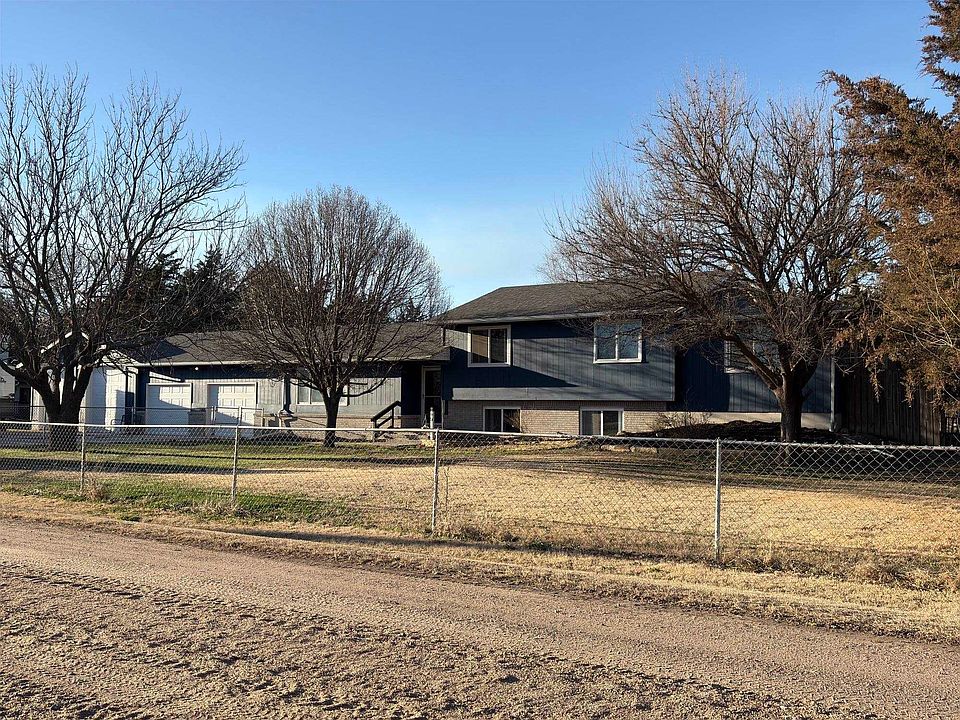 1st image of 46 NW 48th Rd