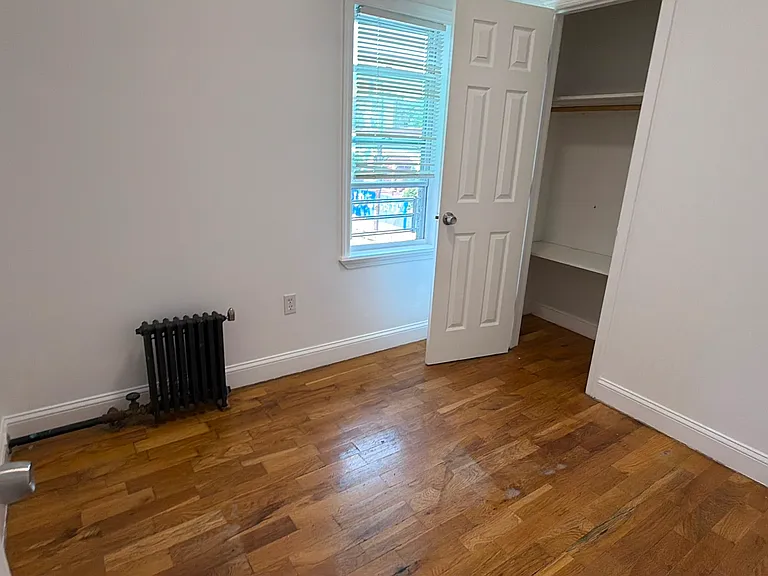 2284 Beaumont Ave #1 — Photo 3