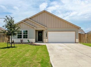137 Windmill Rd, Snook, TX 77878