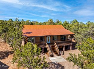 3322 Apache Dr, Overgaard, AZ 85933
