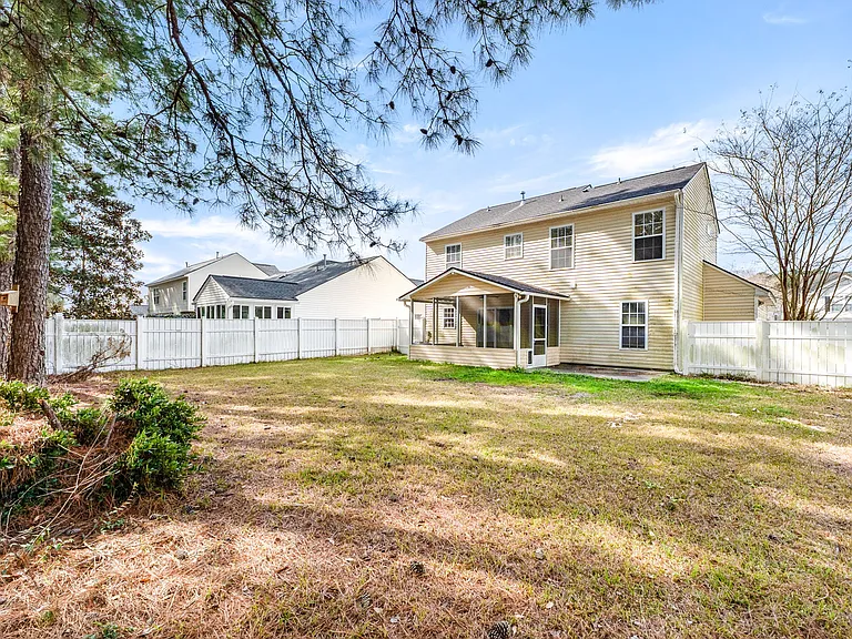 129 Towering Pine Dr — Photo 40