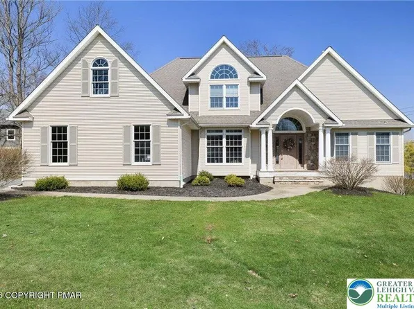 355 Washington Rd, Carbondale, PA 18407