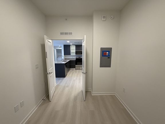 4th image of 5587 Millenia Blvd #104-104CLAIMSHOA