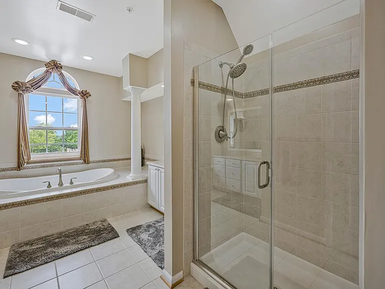 1117 Horizon View Pl — Photo 39