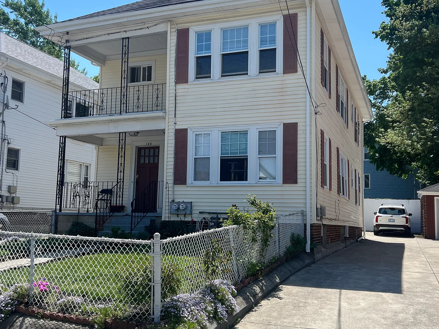 2 bed, 1104 sqft, $1,800 — Photo 2
