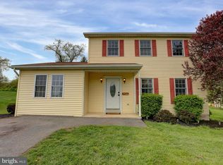 25 Cambridge Cir, Liverpool, PA 17045
