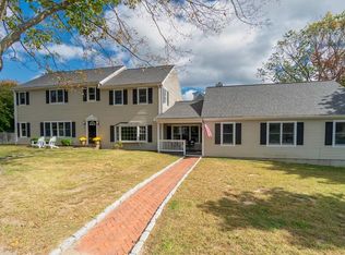 1 Riverview Rd, Hingham, MA 02043