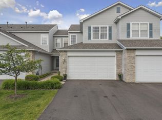 5225 Holly Ln N UNIT 5, Plymouth, MN 55446