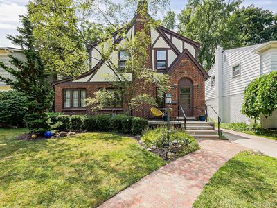 321 Aqua Ct, Royal Oak, MI, 48073