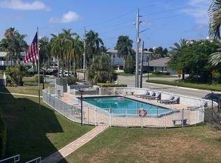 600 Layne Blvd APT 117, Hallandale, FL 33009
