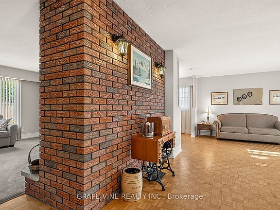5th image of 1486 Ridgebrook Dr