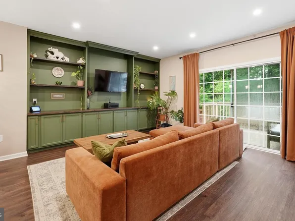 7154 Westfield Ct, Alexandria, VA 22306