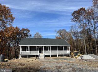 325 Pine Ridge Dr, Front Royal, VA 22630