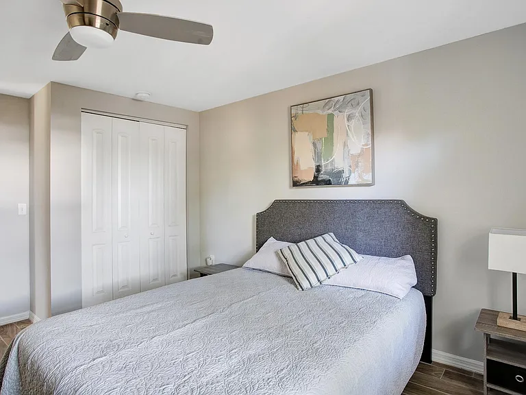 1010 W Grace St — Photo 13