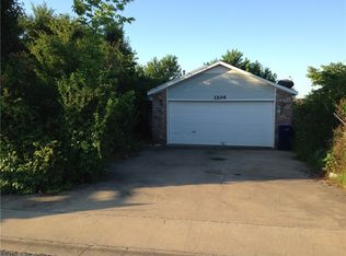 1204 Coleson Ct, Siloam Springs, AR 72761