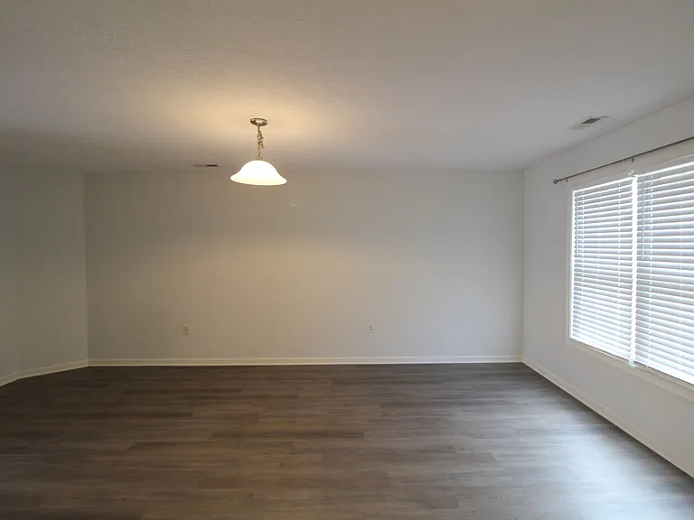3069 Taylor Spring Ln — Photo 9