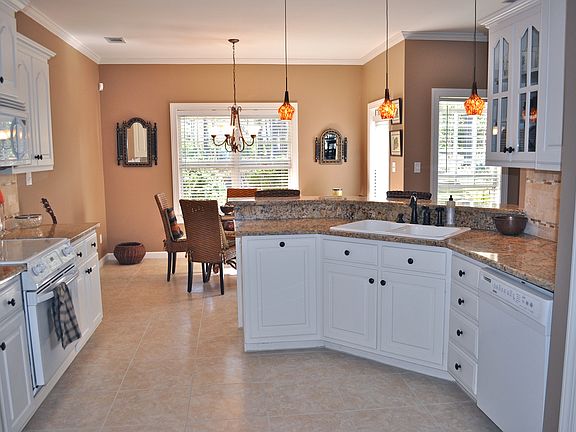Tons of Natural Light/View