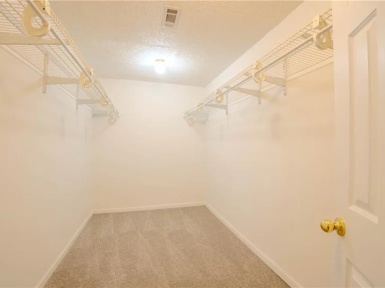 1053 Vista Trl NE — Photo 16