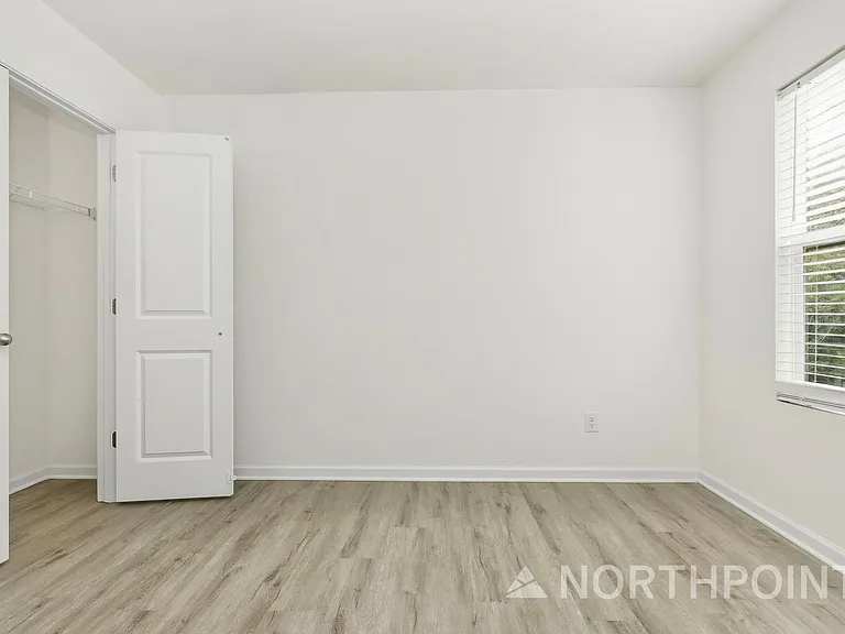 4105 Snyder Dr — Photo 10