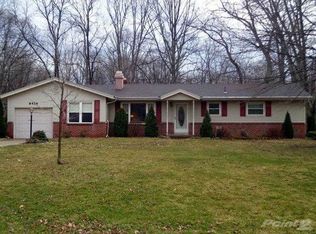 8456 Sandra Kay Dr, Lambertville, MI 48144