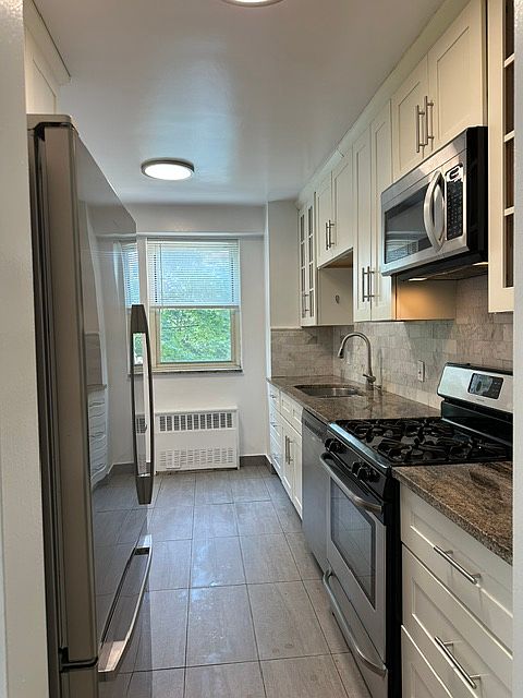 1st image of 30 Lake St APT 5F